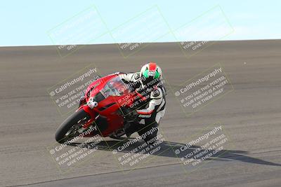 media/Nov-05-2022-SoCal Trackdays (Sat) [[f8d9b725ab]]/Bowl (1145am)/